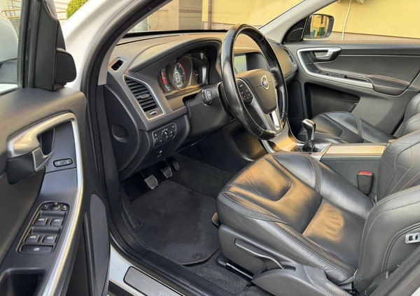 Volvo XC 60 cena 65900 przebieg: 222000, rok produkcji 2015 z Modliborzyce małe 154